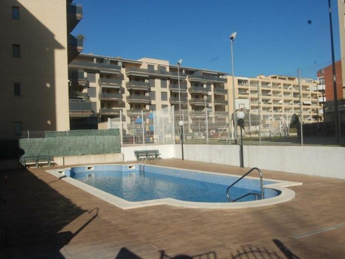 Homes & Go Albeniz Basic La Pineda Extérieur photo